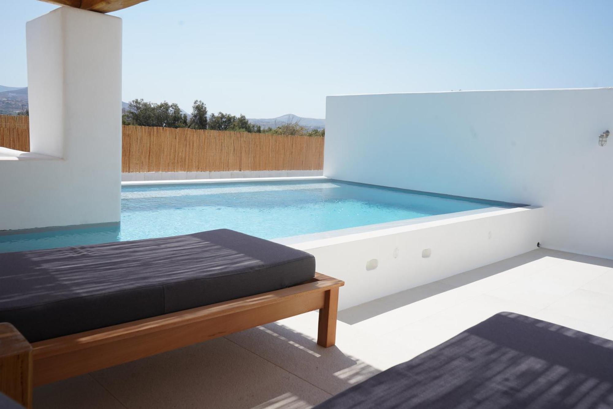 Alio Naxos Luxury Suites Agios Georgios  Zimmer foto